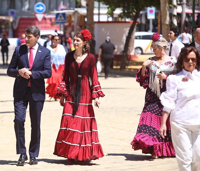 Pilar Llop