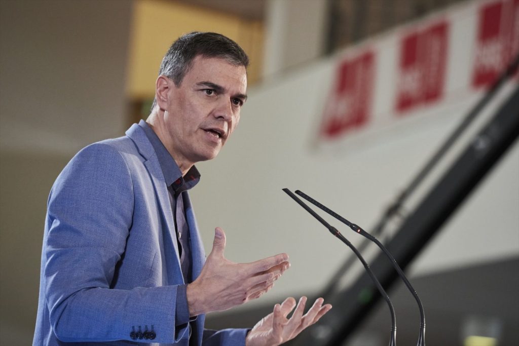 Pedro Sánchez, presidente del Gobierno, alabado por The Guardian