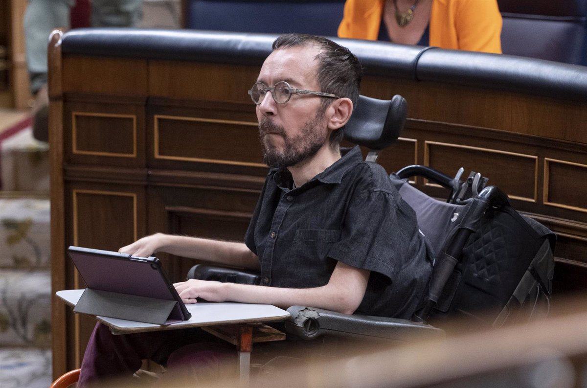 Pablo Echenique derecho a la información