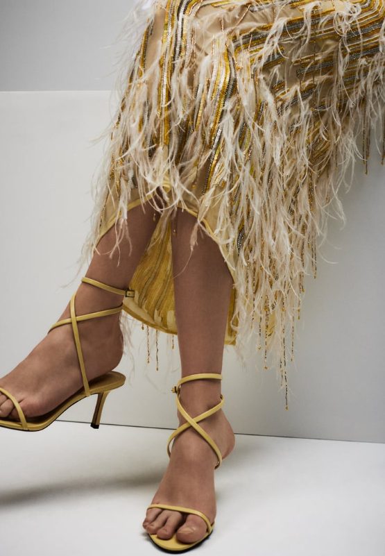 sandalias tiras zara
