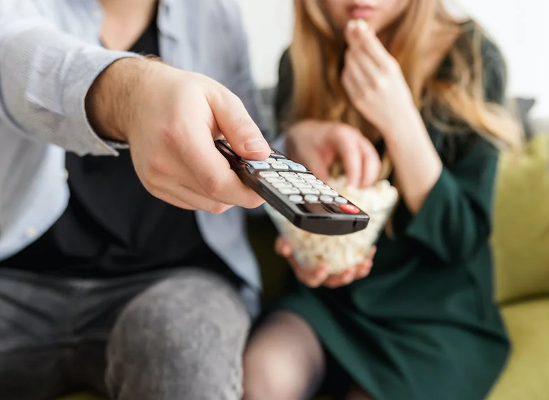 MÁS DE 800 CANALES DE TELEVISIÓN EN SMART TV CON ANDROID
