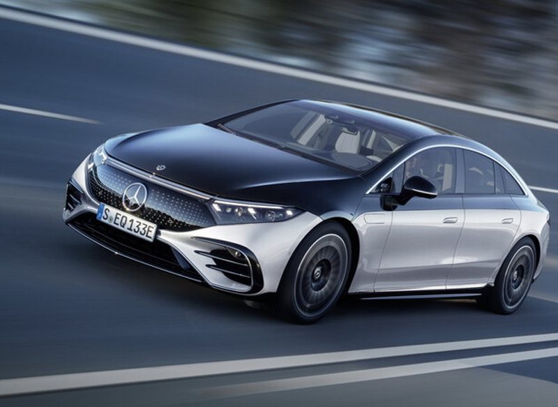 El futuro, más cerca: estos son los primeros coches que se conducirán solos
