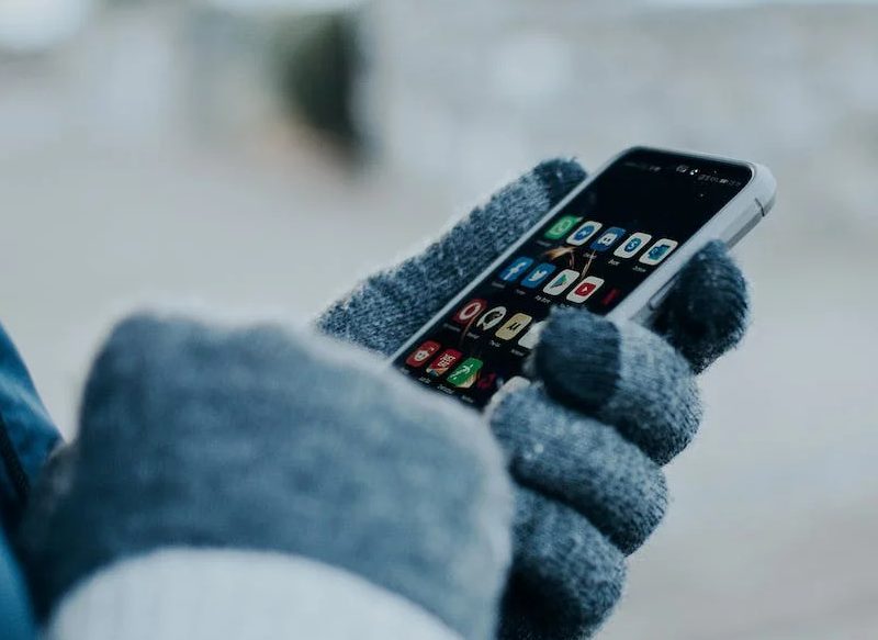 LOS USUARIOS DE UN IPHONE TENDRÁN QUE ESPERAR