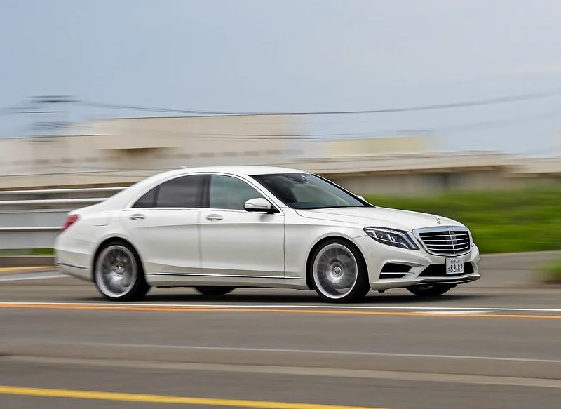 ¿QUÉ COCHES DE MERCEDES-BENZ TENDRÁN EL SISTEMA 'DRIVE PILOT'?