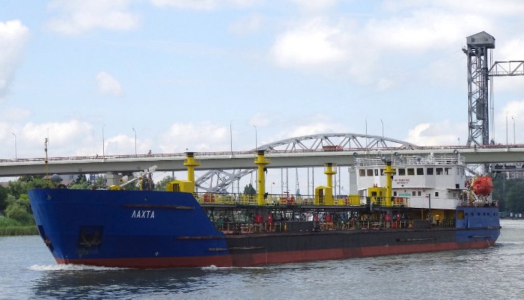 El petróleo ruso llega a Europa con barcos operados por China y Singapur