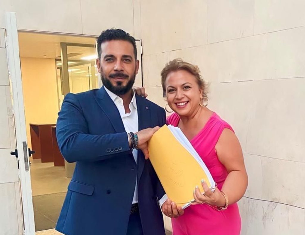 Susana Pastor y Jorge Molina, cabezas de lista para el Congreso y Senado, respectivamente, de Caminando Juntos, el partido de Macarena Olona