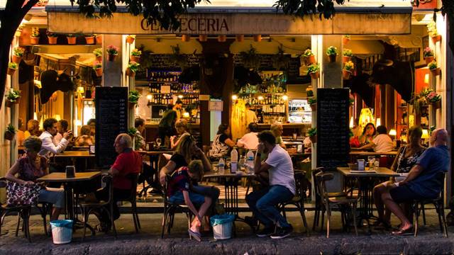 terraza Moncloa