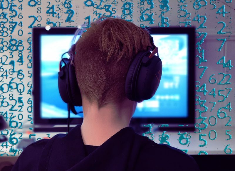 TWITCH ESPAÑA, CON SOLO 8 TRABAJADORES
