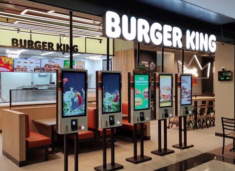 Surrealista: esta es la hamburguesa más curiosa jamás lanzada, y es de Burger King