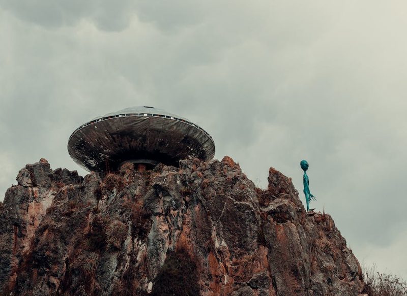 NAVES Y OBJETOS EXTRATERRESTRES