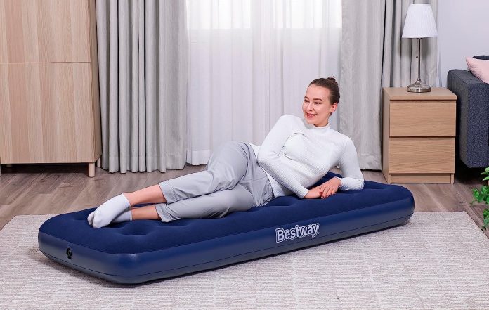 Las camas hinchables de Amazon que te salvarán de días de camping y visitas inesperadas