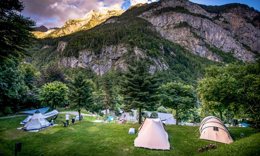 camping