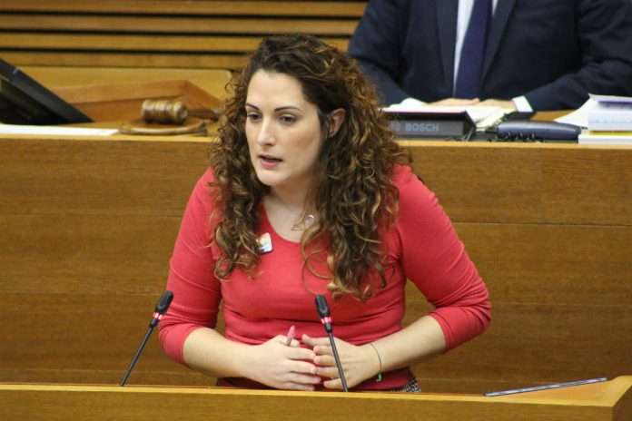 Marian Campello, líder de Més Compromís en Elche, ninguneada por Iniciativa