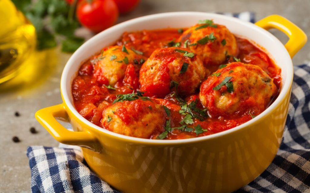 Albóndigas en salsa: deliciosa receta en pocos pasos y lista en minutos 3 Moncloa albóndigas