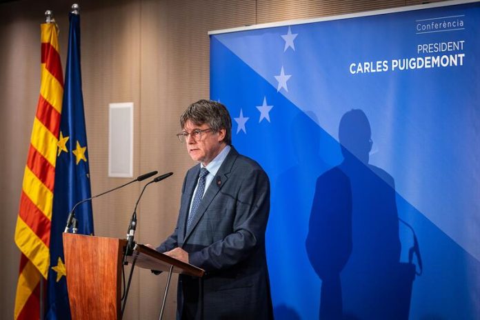 puigdemont presiona al psoe