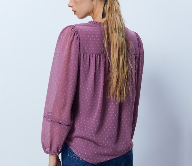 Sfera arrasa con estas prendas en El Corte Ingles para ir cómoda y elegante 3 Moncloa 3 blusa Moncloa