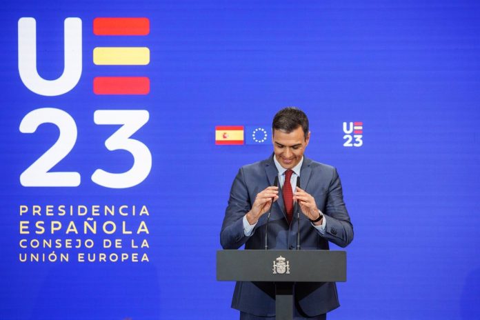 Pedro-Sanchez-Manifestacion-granada- UE