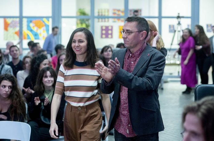 Belarra y Monedero acordaron su salida de la Fundación República&Democracia Belarra y Monedero acordaron su salida de la Fundación República&Democracia