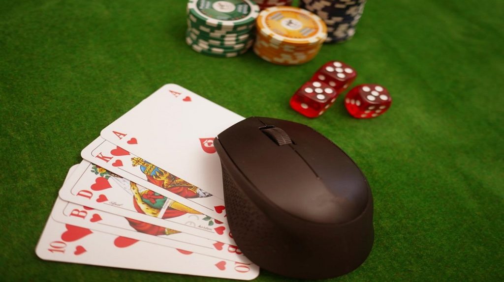 Los casinos online ganan a Garzón, en parte