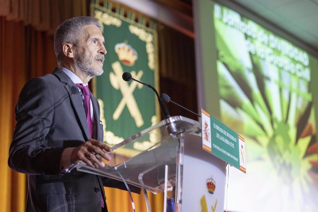 Grande-Marlaska enciende los ánimos en la Guardia Civil