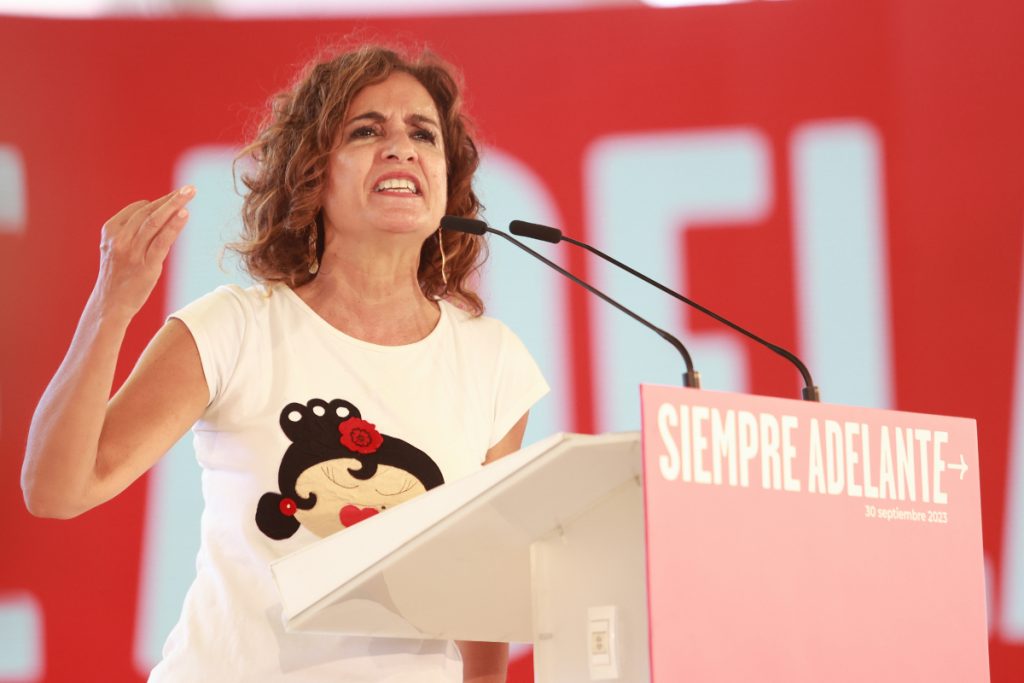 La ministra de Hacienda ingresa en las arcas públicas más que nunca por la estanflación