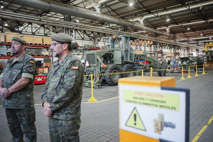 Los militares quieren que su mejora retributiva sea la prioridad para Robles, tras los anuncios de inversiones en más material y medios militares.
