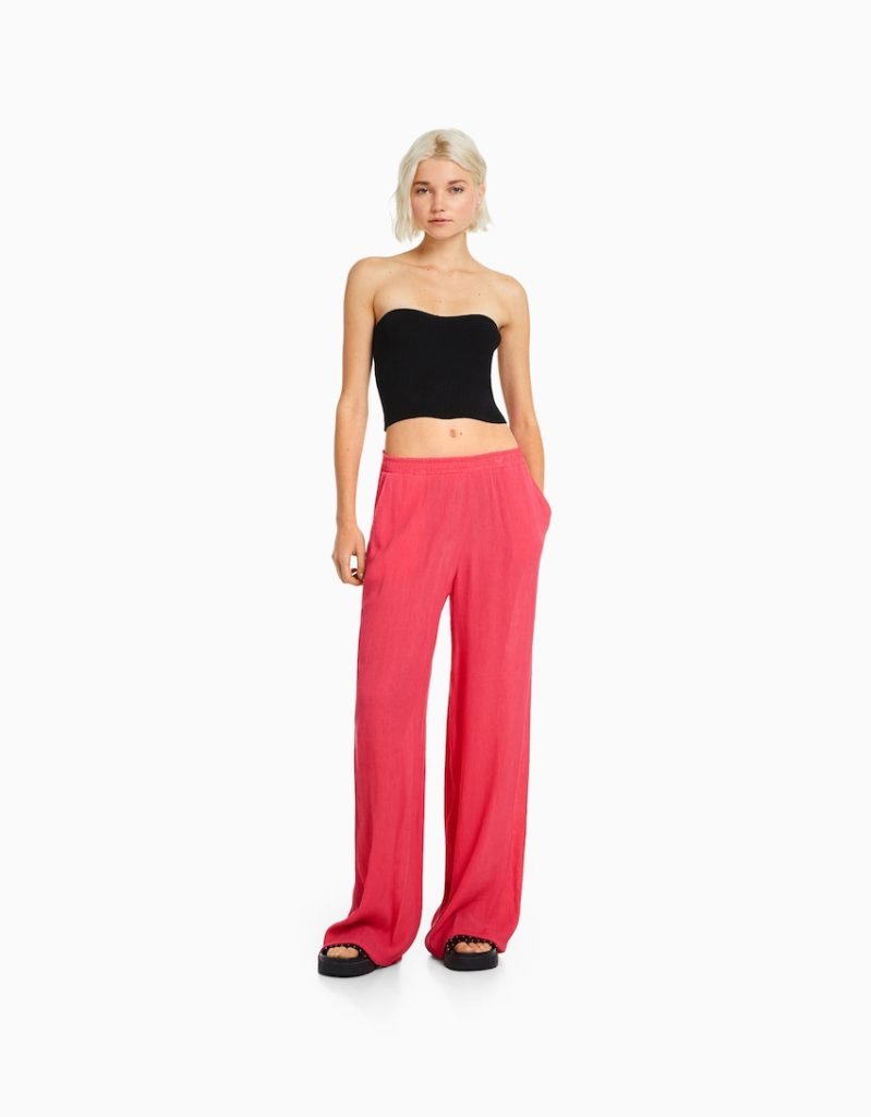 Pantaloni Wide Leg Bershka In Cr&ecirc;pe Di Cotone Organico - Taglio Comodo E Moderno