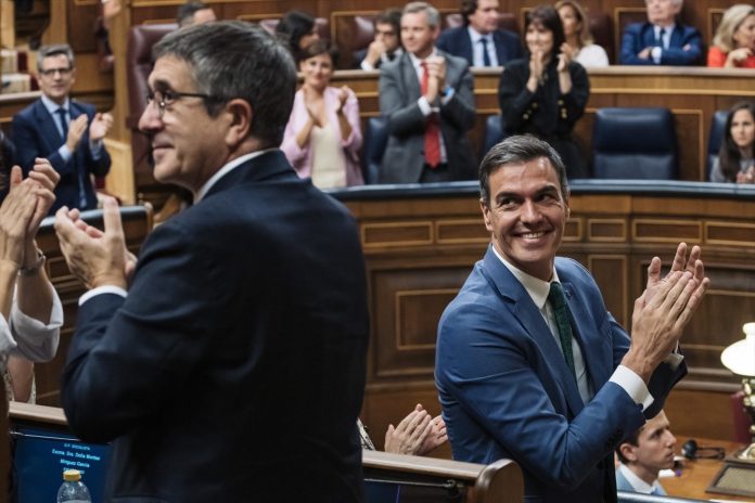 Patxi López, un portavoz sin voz por orden de Sánchez