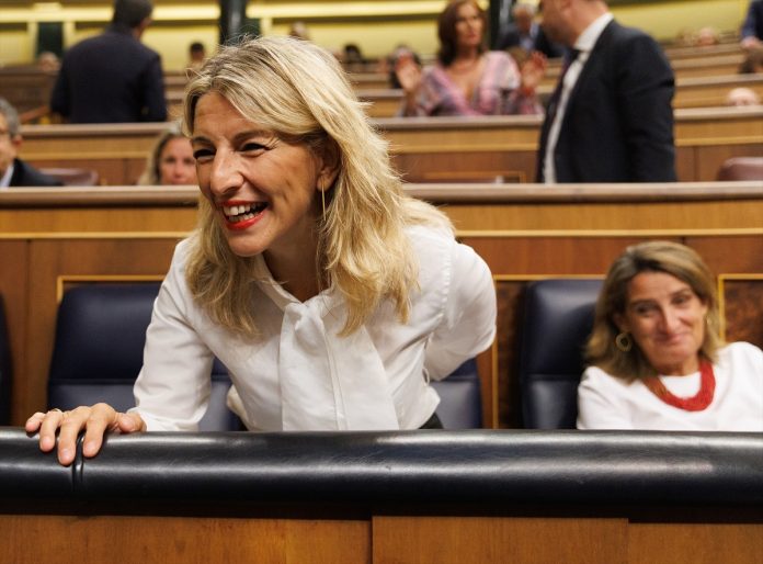 Yolanda Díaz encarga a Enrique Santiago vender con mentiras la amnistía