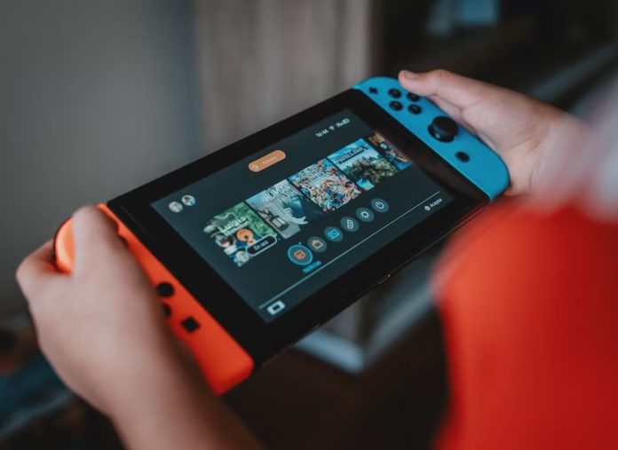 El motivo por el que Nintendo Switch va a arrasar a PS5 y Xbox un año más (y tiene que ver con Super Mario)