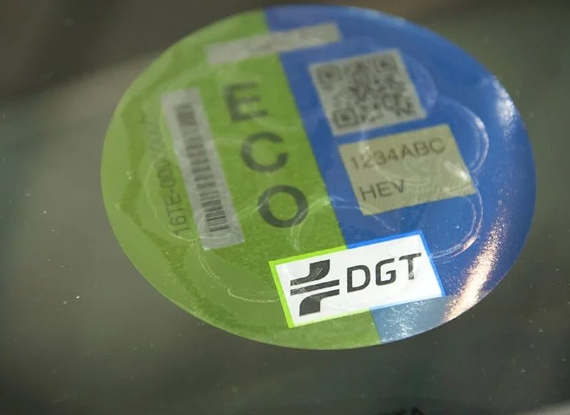 ¿MODIFICARÁ LA DGT SU SISTEMA DE ETIQUETAS?