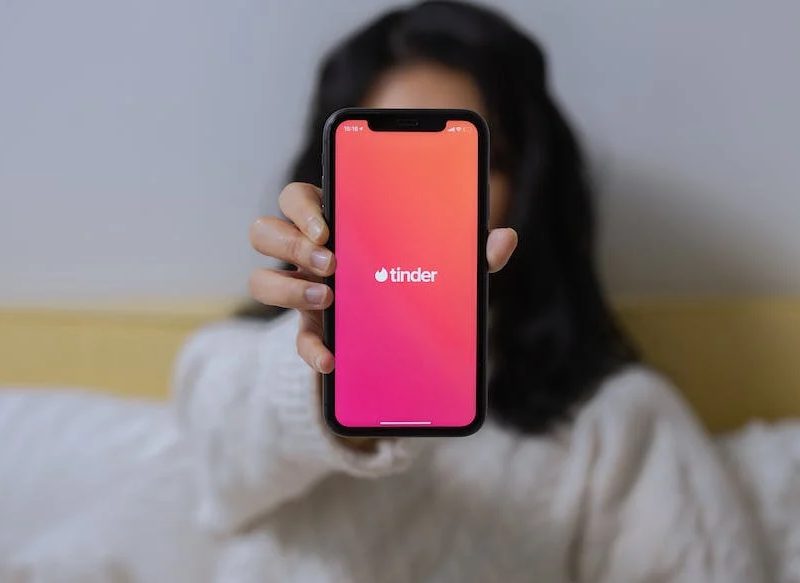 CÓMO FUNCIONA LA IA PARA LIGAR EN TINDER