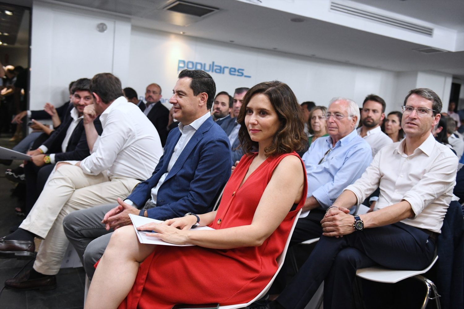 Las comunidades del PP han pedido en tromba la convocatoria de la Conferencia de Presidentes