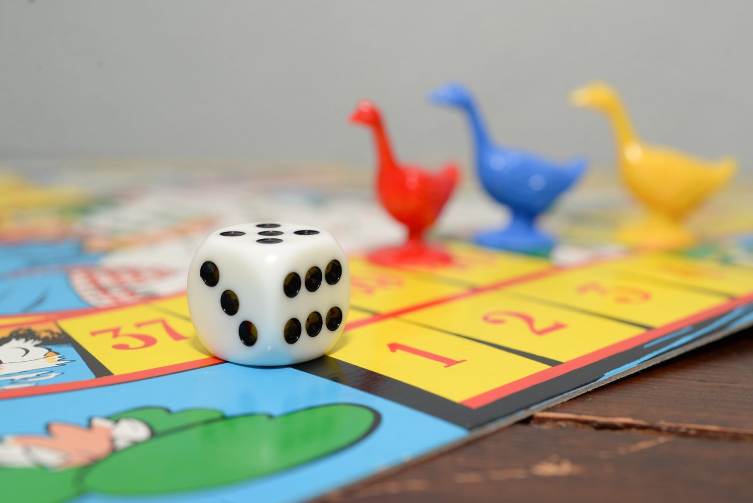 ¿Quieres ser más inteligente? Pues con estos ejercicios mentales puedes conseguirlo fácilmente 4 Moncloa Practicar juegos de mesa