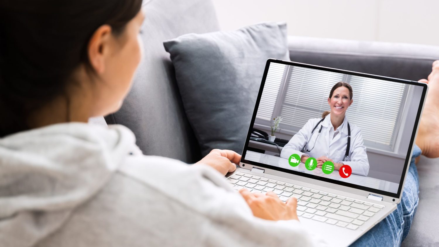 Telemedicina: 8 claves del auge de la cita médica en línea 3 Moncloa Alternativas a la telemedicina