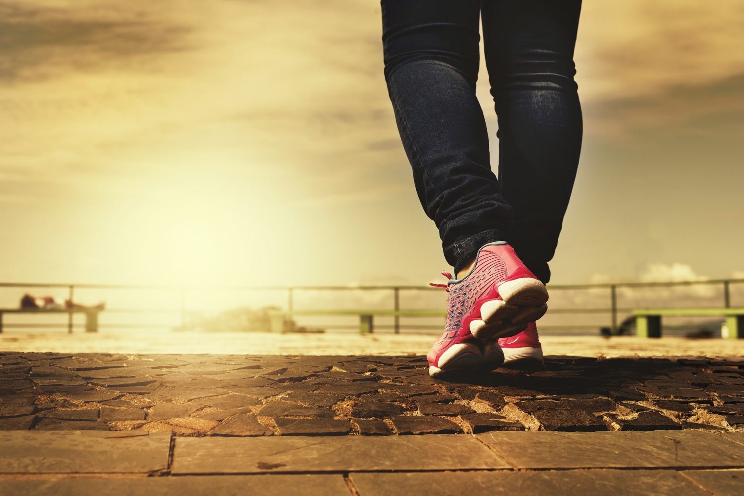 Salud: Descubre 7 beneficios de una caminata diaria 3 Moncloa Caminar puede ser un ilimitado estimulante para la creatividad
