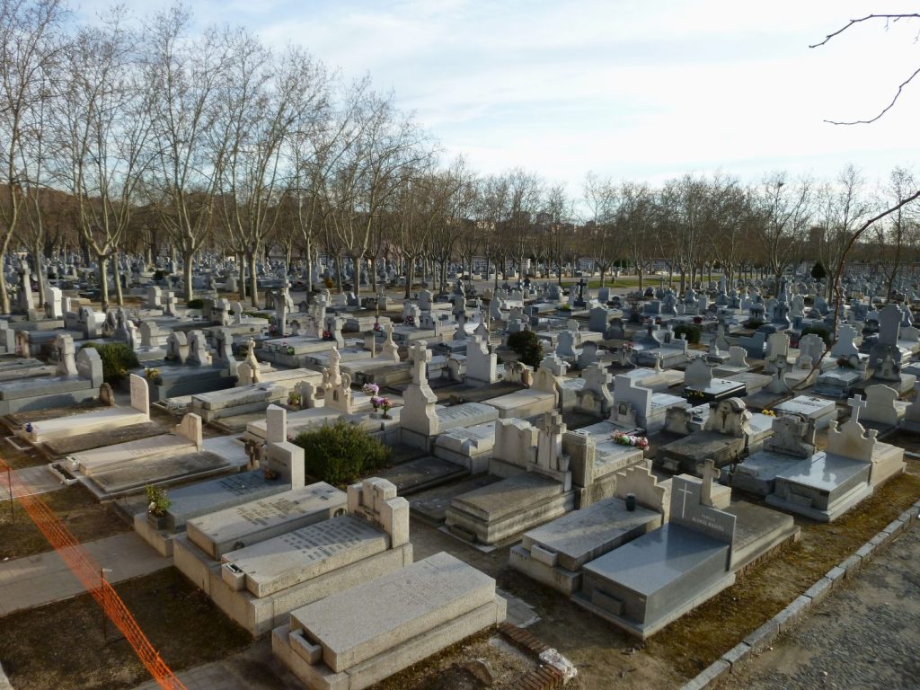 cementerio la almudena madrid