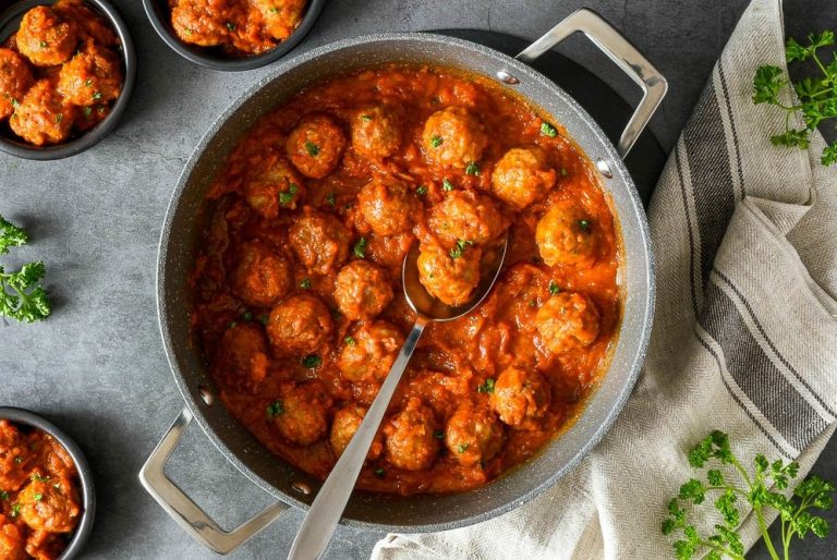 Albóndigas con tomate: El secreto de la abuela que es todo un escándalo