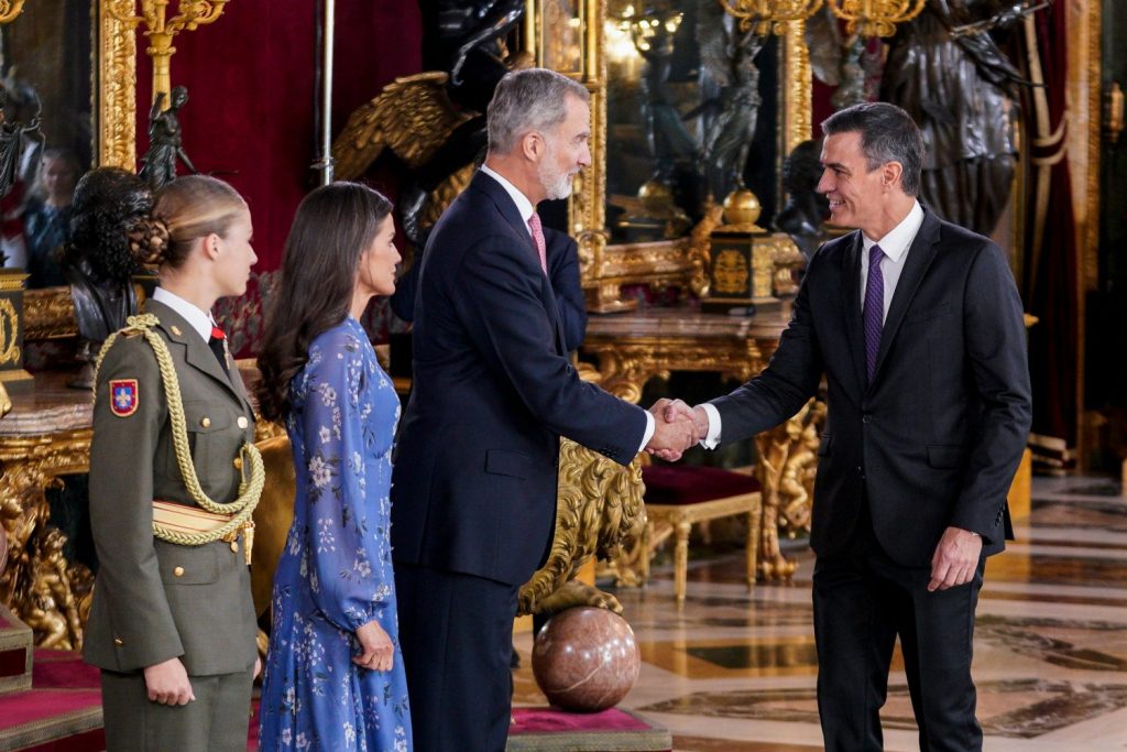 Pedro Sánchez, presidente del Gobierno en funciones, en la recepción del Palacio Real