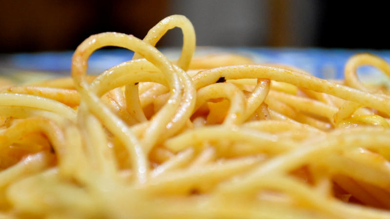 Disfruta de unos tallarines a los cuatro quesos con bacon riquísimos y que puedes hacer en 20 minutos 2 Moncloa Ingredientes Alternativos