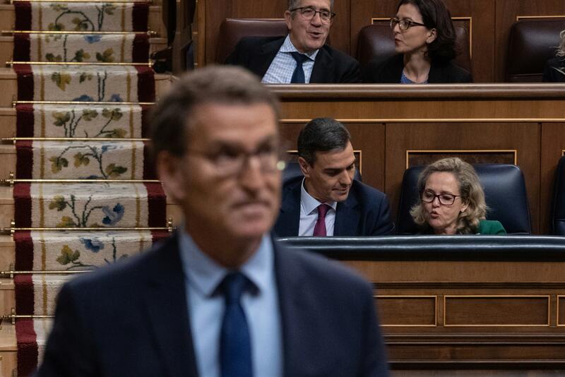 Las mentiras e incoherencias del candidato del PSOE a la investidura 1 Moncloa Feijóo enumeró un elevado número de ejemplos de las mentiras de Sánchez