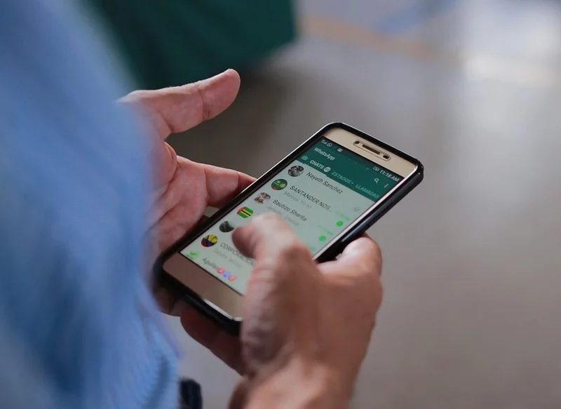 WHATSAPP SE ABRE AÚN MÁS AL MUNDO DE LA EMPRESA