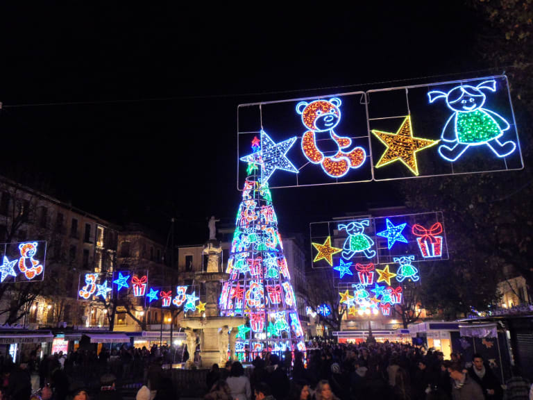 Los mejores destinos turísticos en España para celebrar una Navidad con encanto 2 Moncloa 9217904320 8be559c37c o Cropped Moncloa