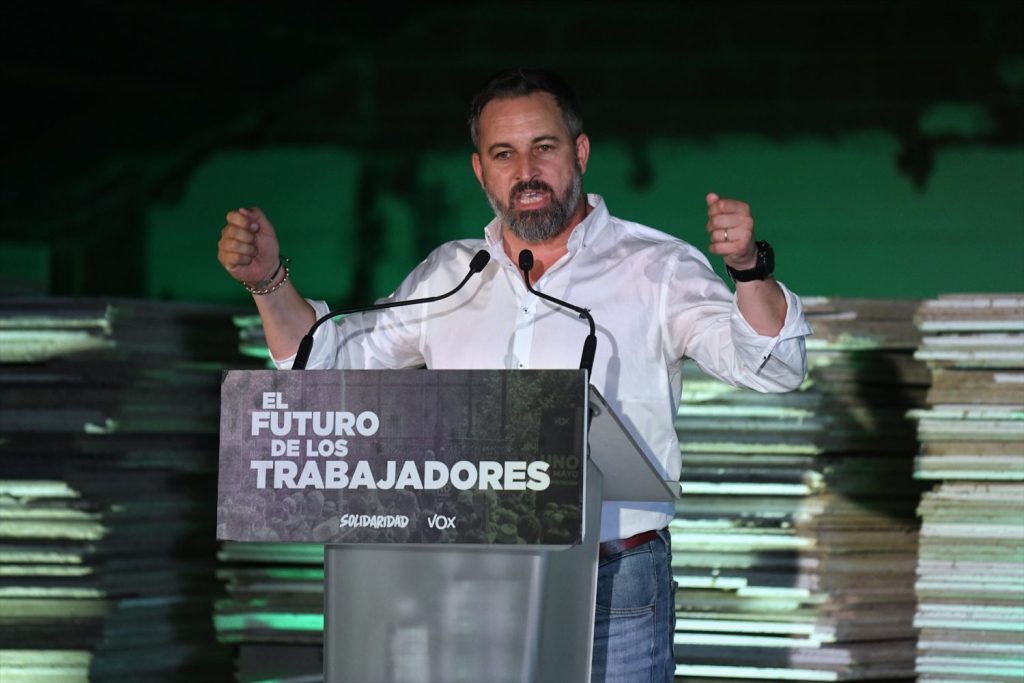 Abascal dirigirá Vox sin oposición