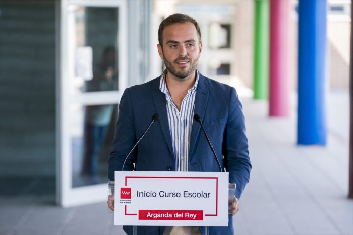 Arganda del Rey, pionera en condicionar ayudas escolares al absentismo