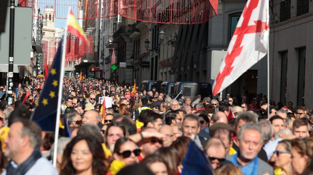 La sociedad civil se manifestará este sábado contra la amnistía y espera que la asistencia supere la del domingo, 12 de noviembre, para protestar contra la amnistía