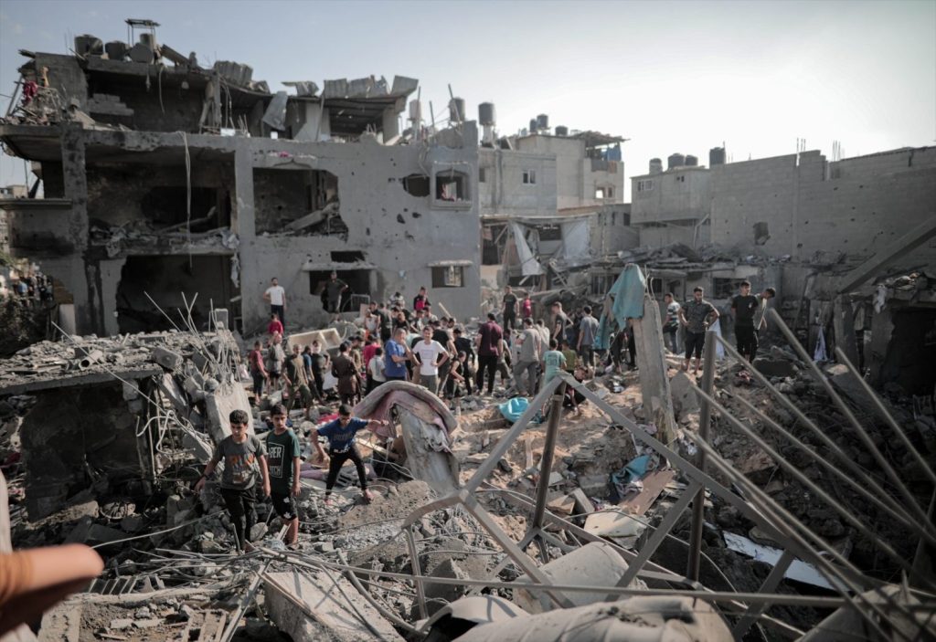 La UNRWA ayuda a desplazados por los bombardeos de Israel sobre Gaza