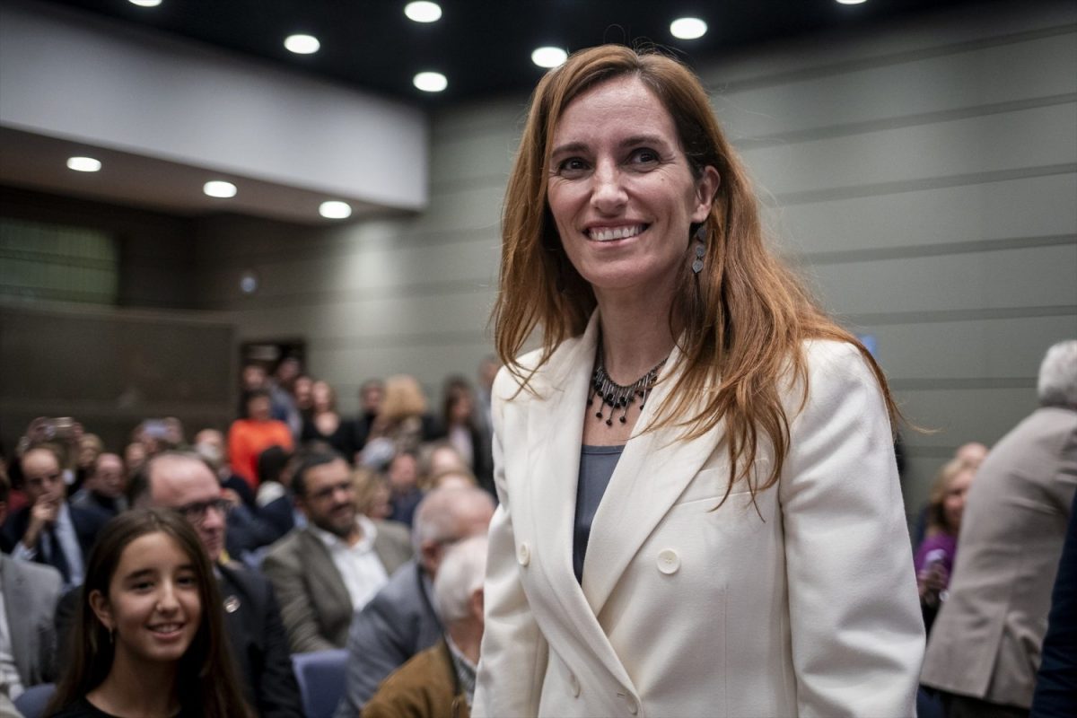 Mónica García cambia de discurso cuando cambia de asiento | Foto: Europa Press