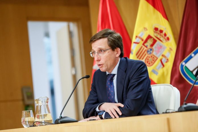 Almeida empezará 2024 contra Vox en un pleno extraordinario | Foto: Europa Press