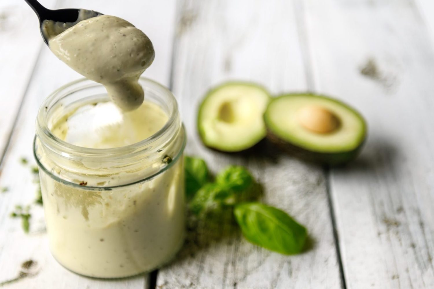 Aguacate: Tesoro 'veggie' lleno de beneficios para tu salud. Descubre por qué es imprescindible para ti 4 Moncloa Aguacate: una opción saludable para todas las edades